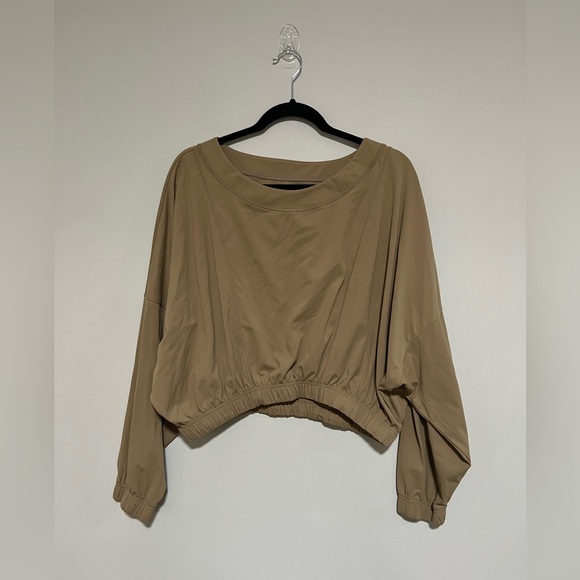 Balance Athletica Tops - Balance Athletica Tan Oversized Slouchy Cropped Pullover Top Size Medium